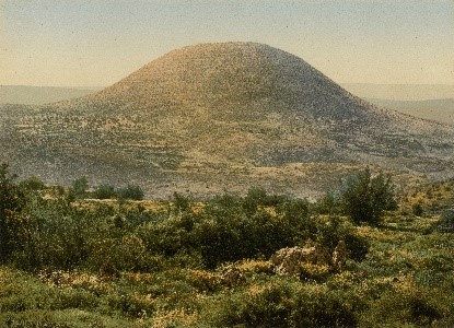 Le mont Thabor, vue de l’ouest